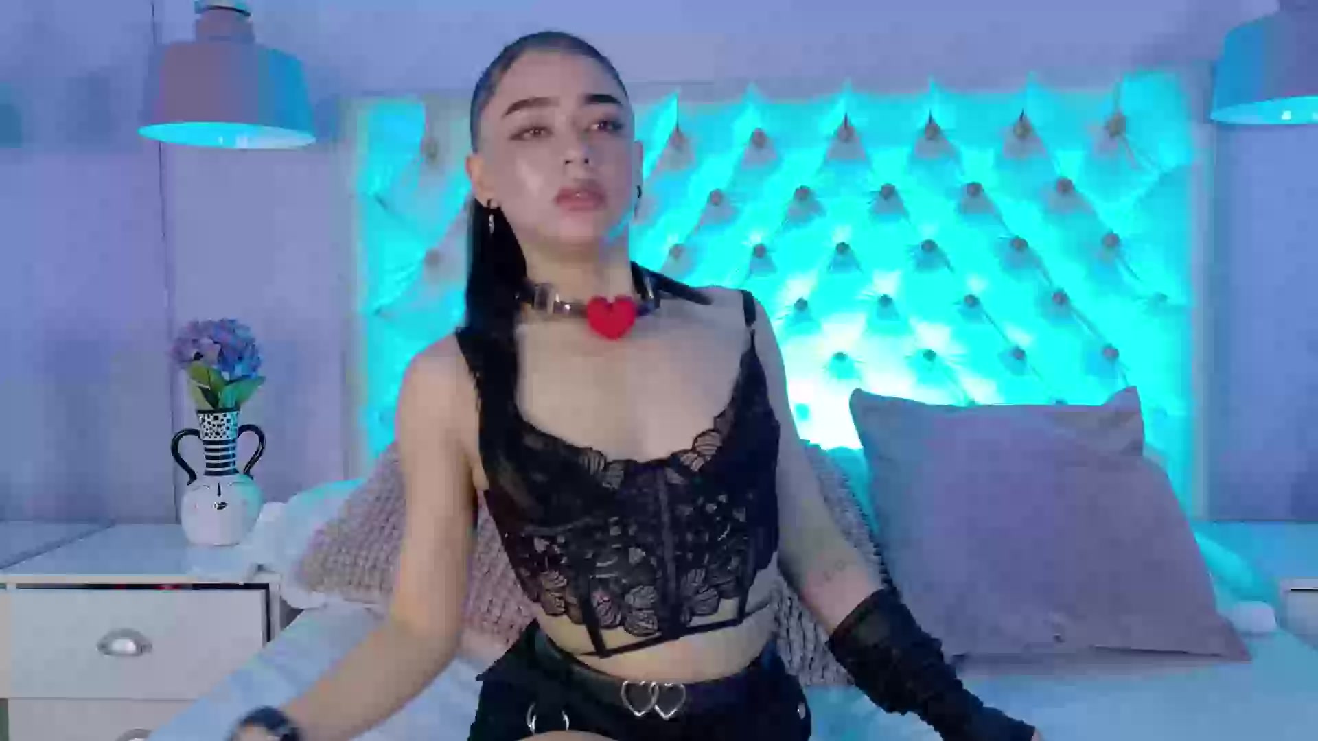 Model - TifannyWolf squirt