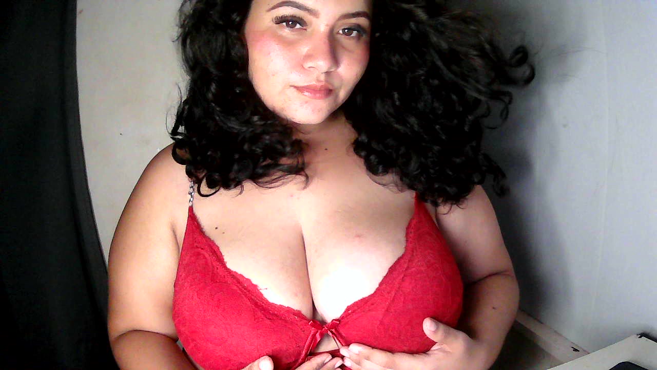 Model - CHRISTINA anal