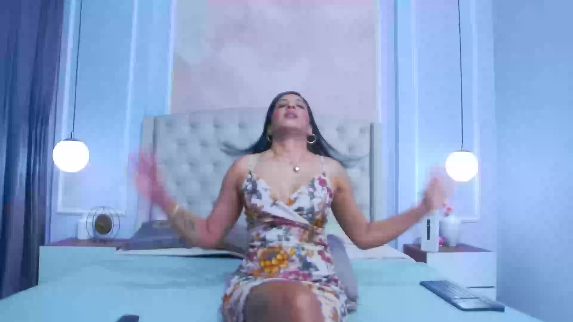 Model - JoannaCox anal