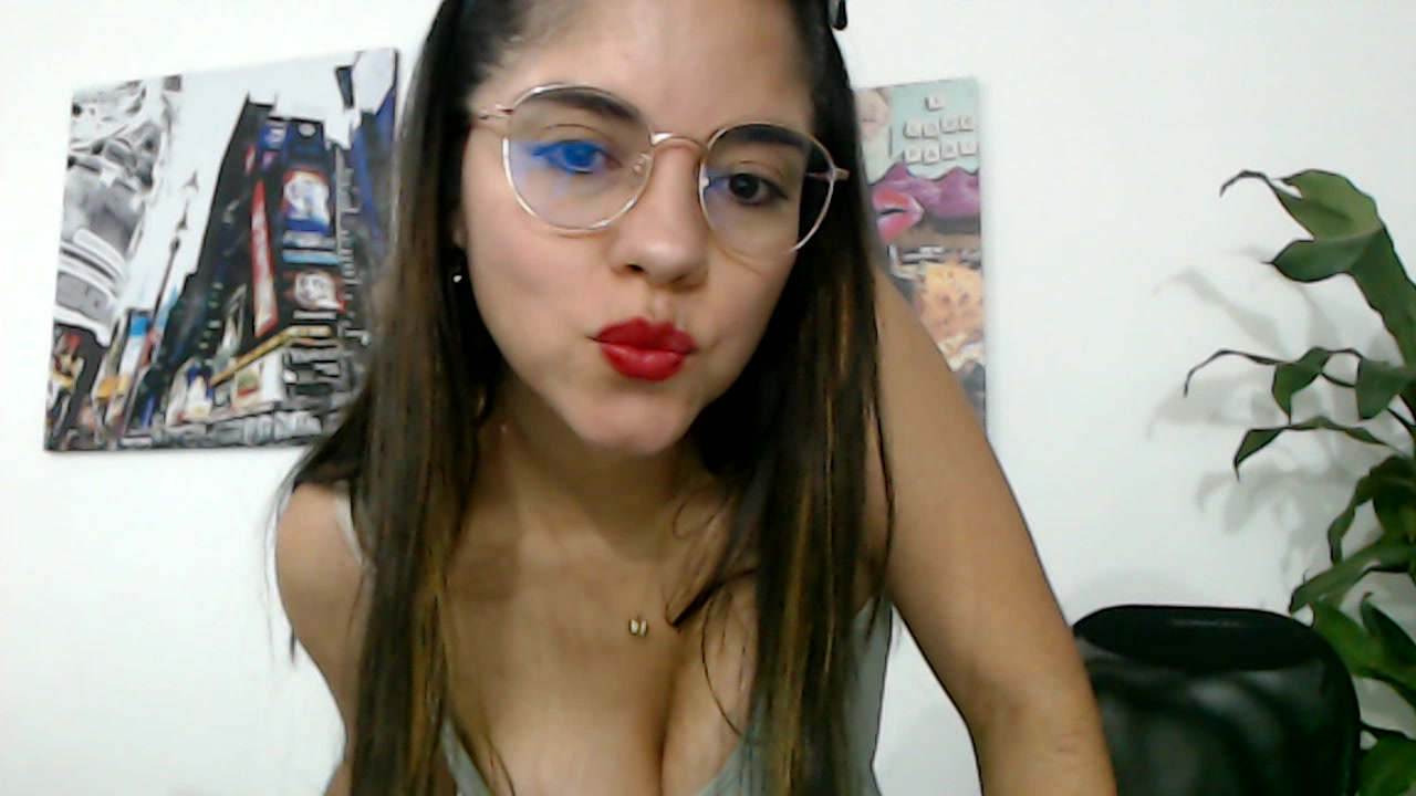 Model - Katechambers bigtits