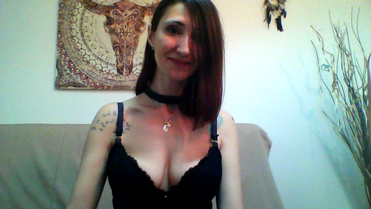 Model - Victoria Viky anal