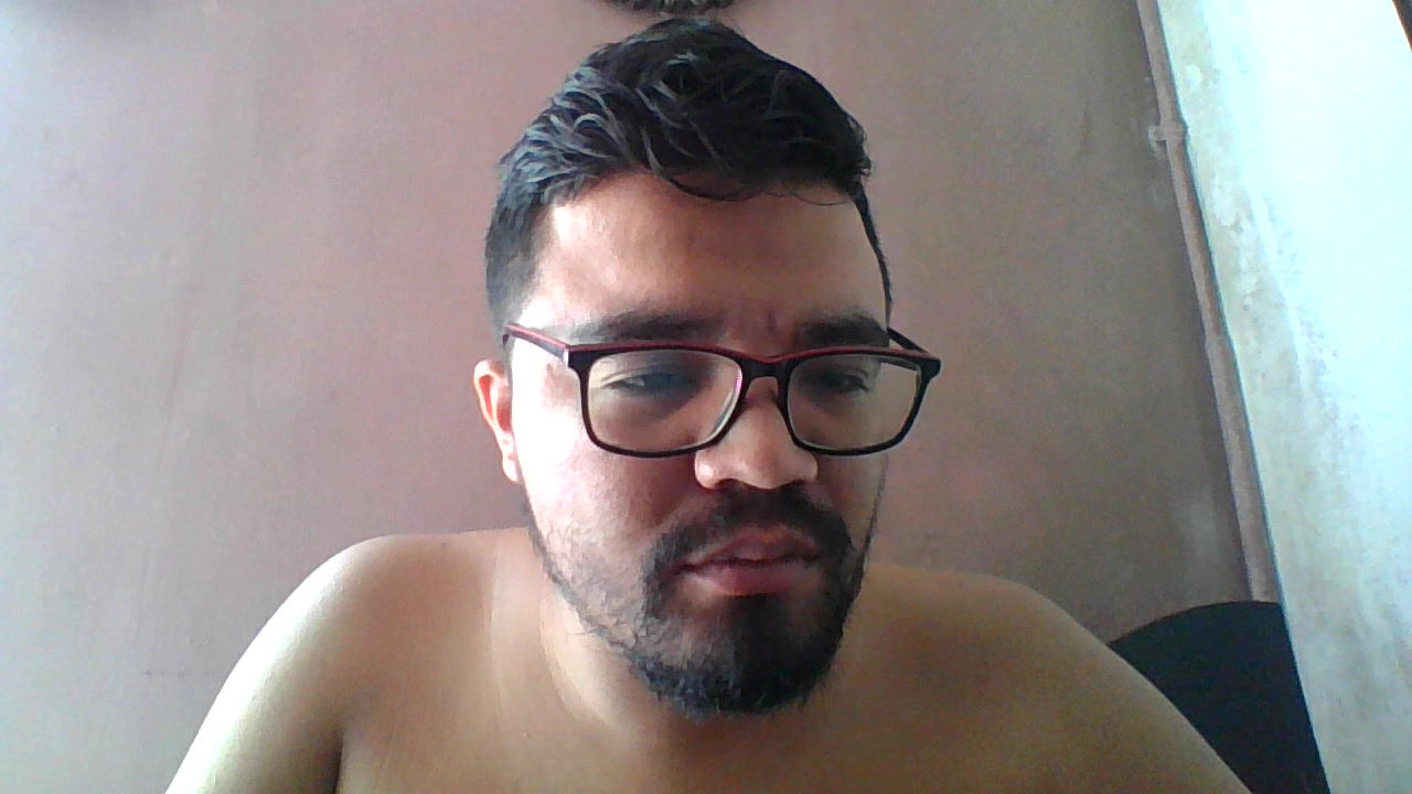 Model - juank.webcam ass