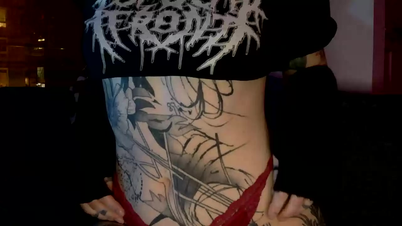 Model - Lacey-Maria feet