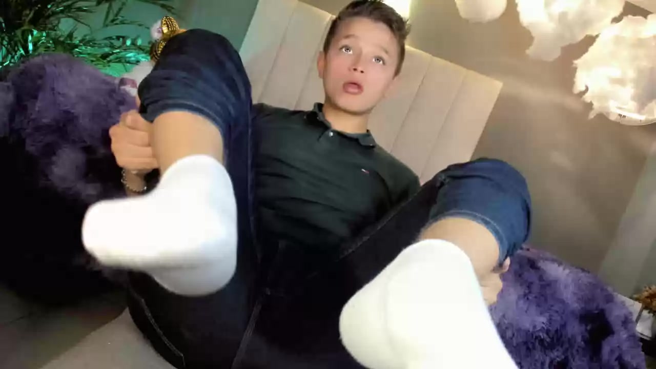 Model - Timothi fetish