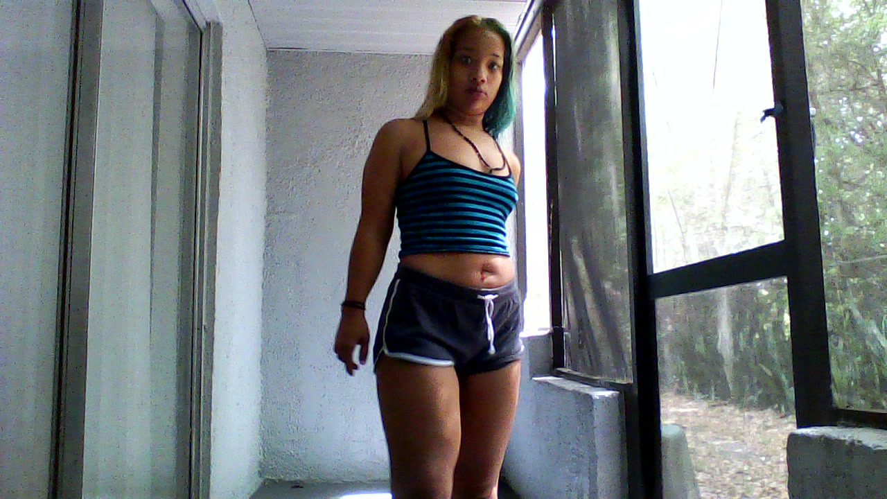 Model - blue eyes ass