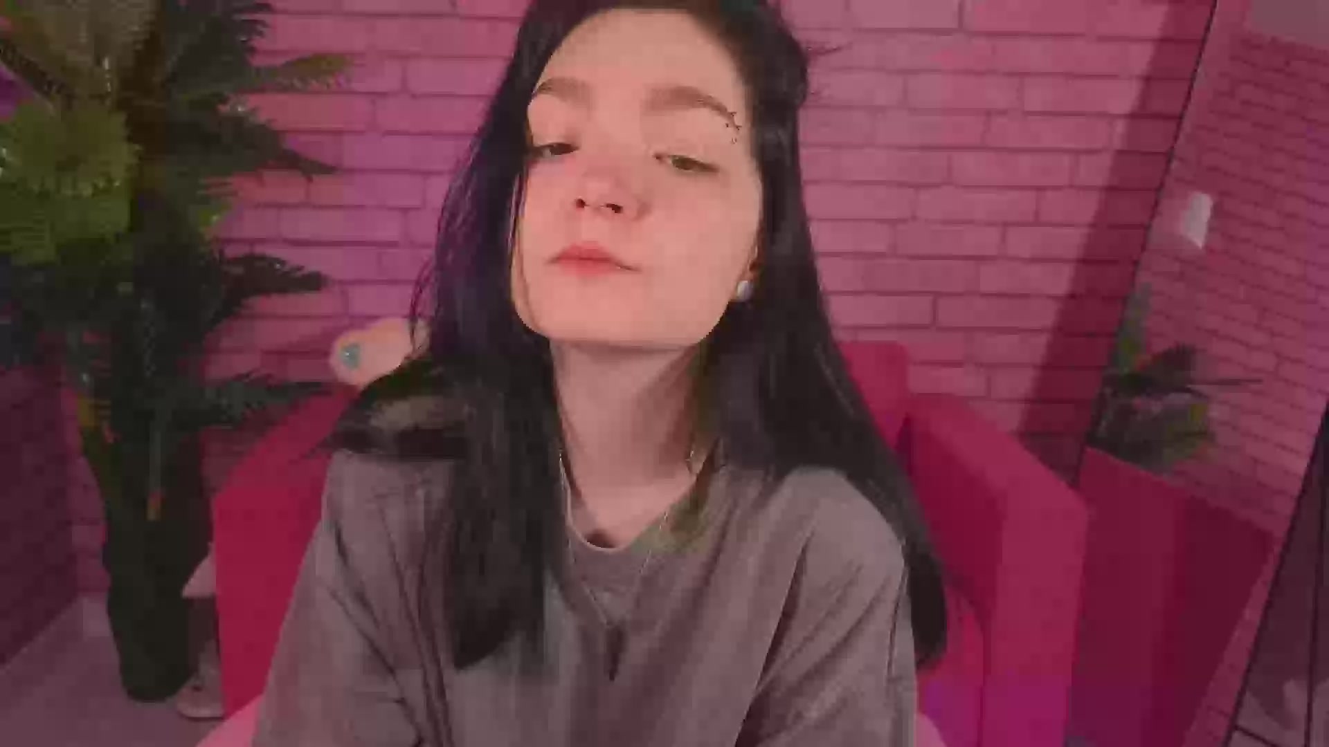 Model - Linda blowjob