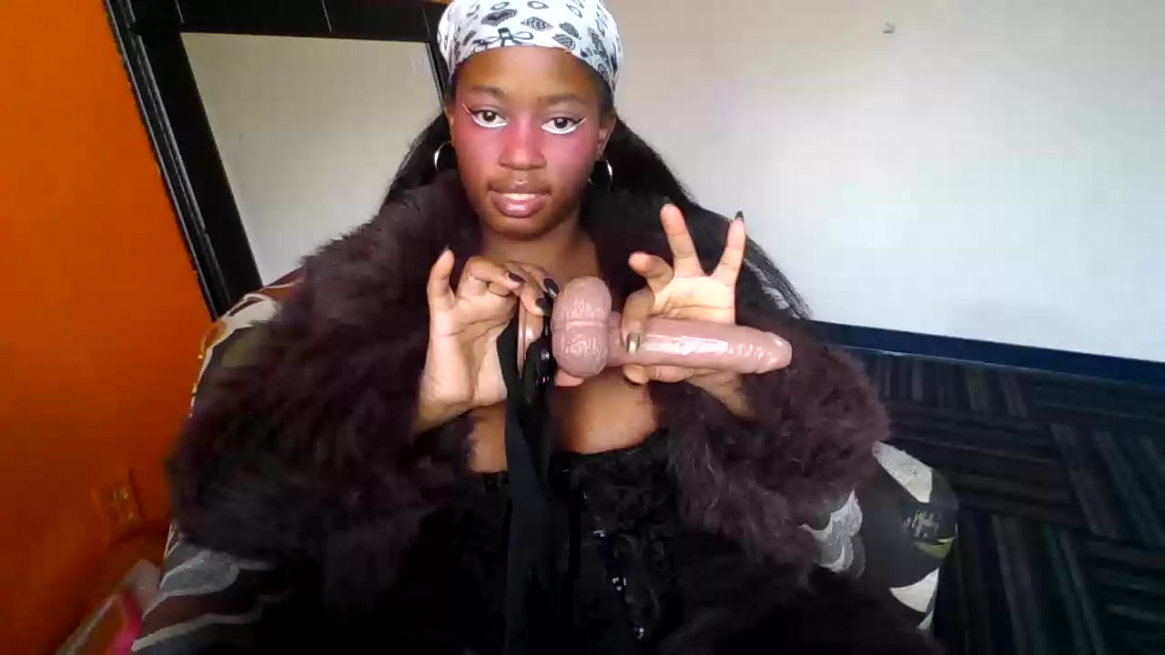 Model - MistressMochaReignn milf