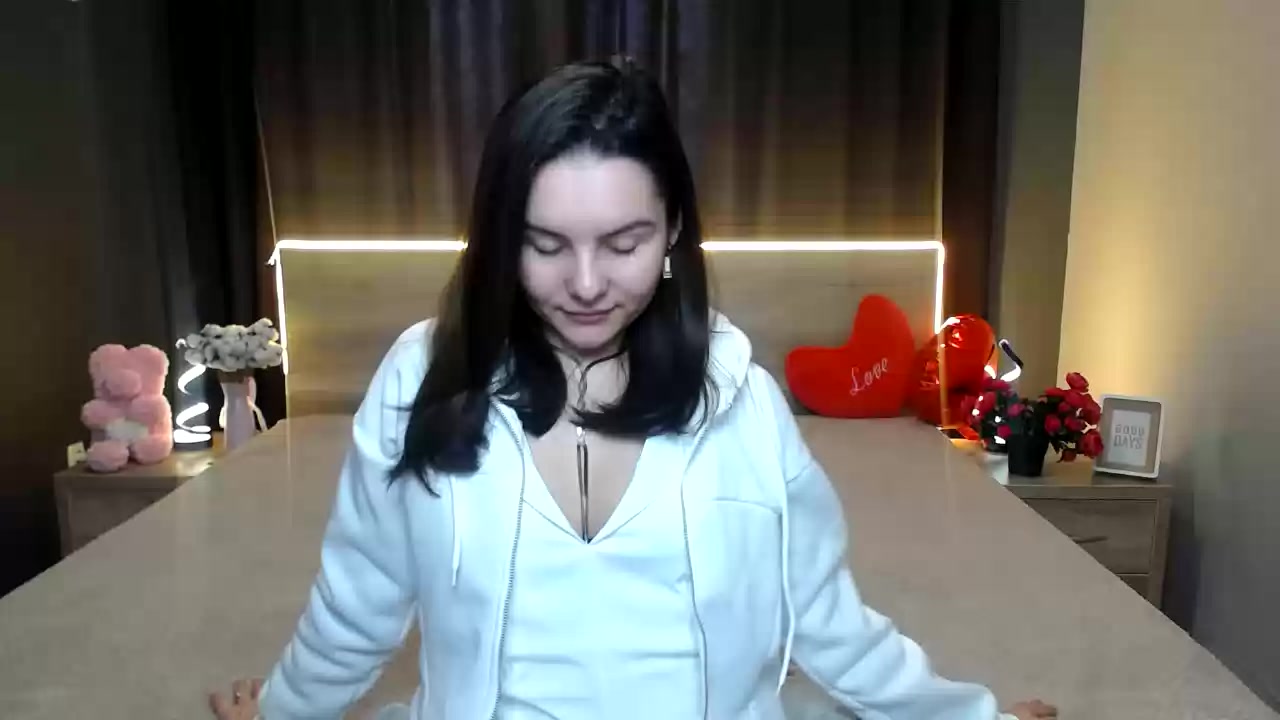 Model - Jasmine Asha sexy