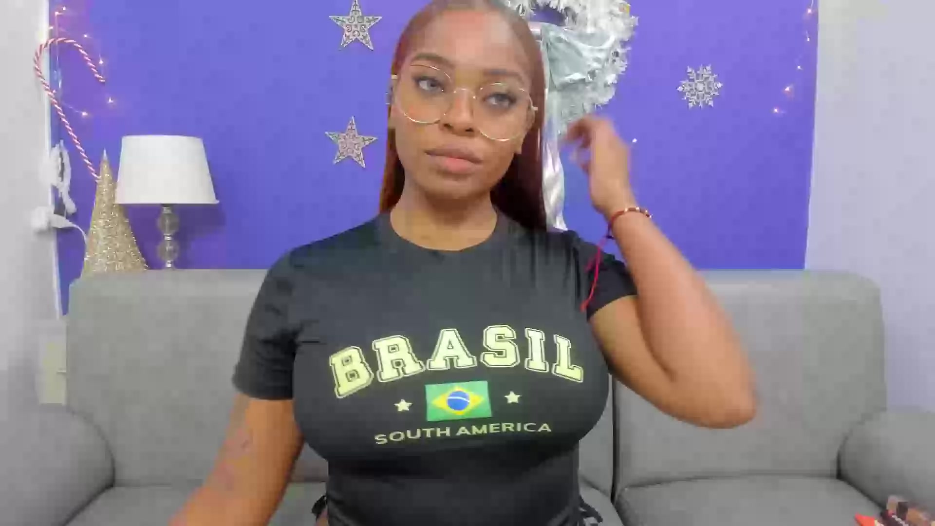 Model - Shantal anal