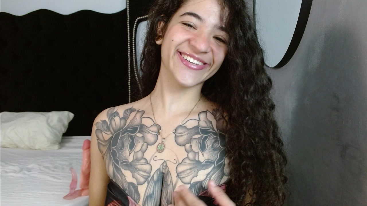 Model - EmmaGrendy bigtits