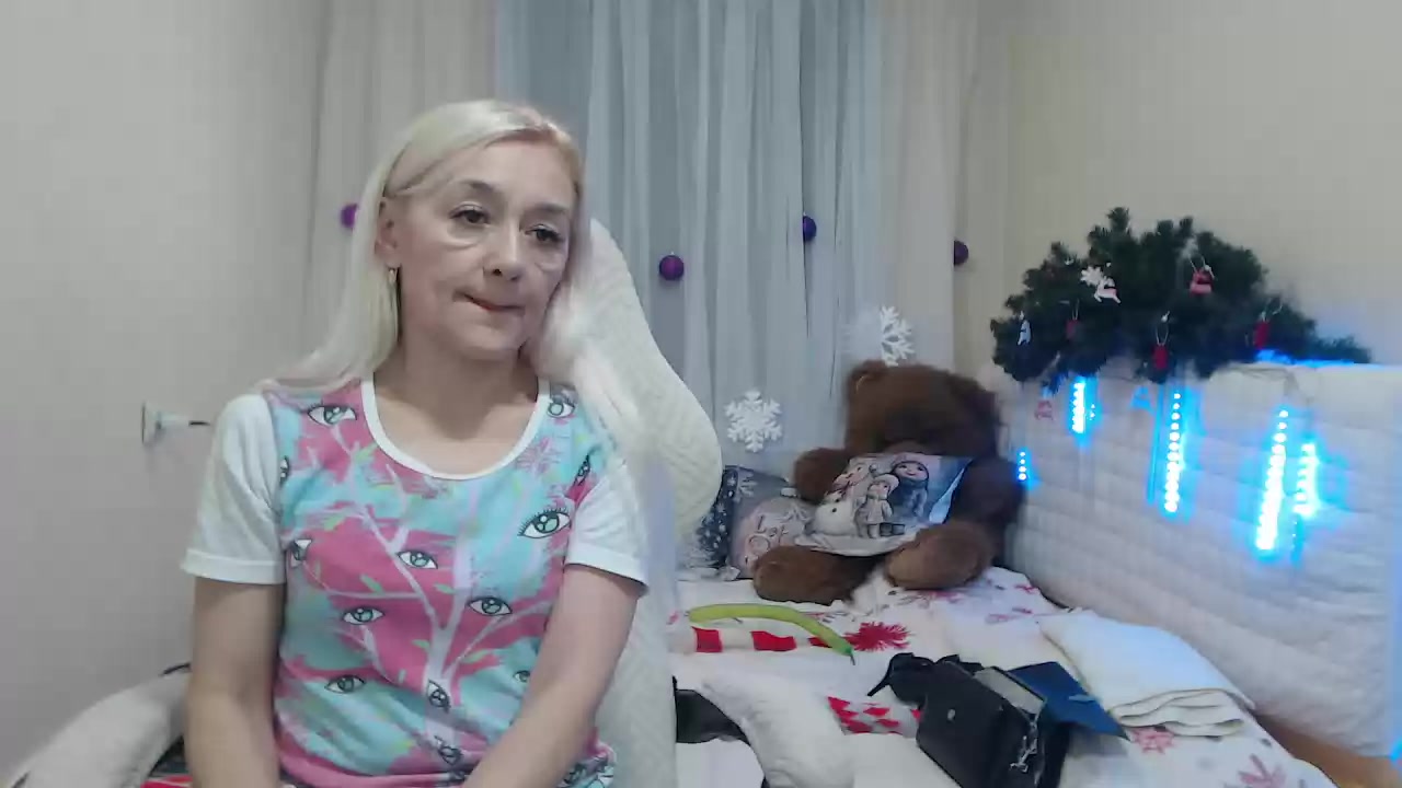 Model - KarmenHiron ass