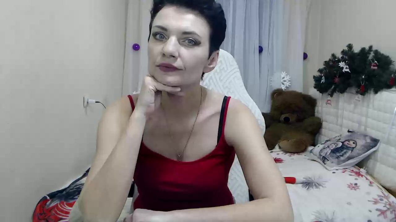 Model - AvaSaturnian bigtits