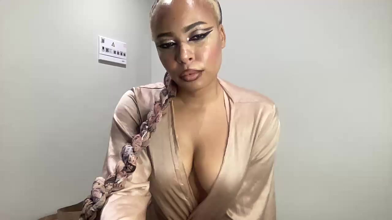 Model - PrincessKatniss anal