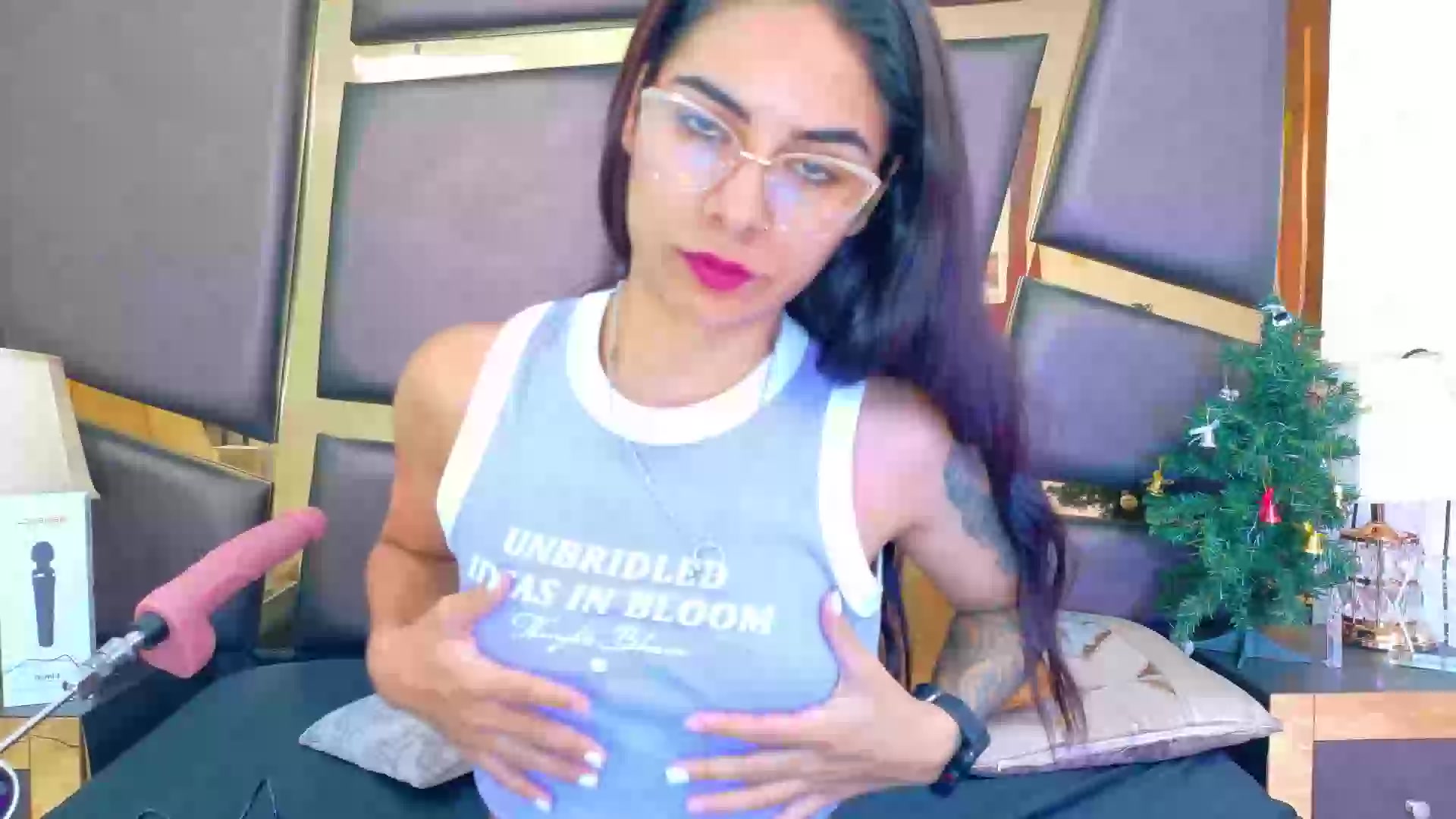 Model - NicoleEsposito anal