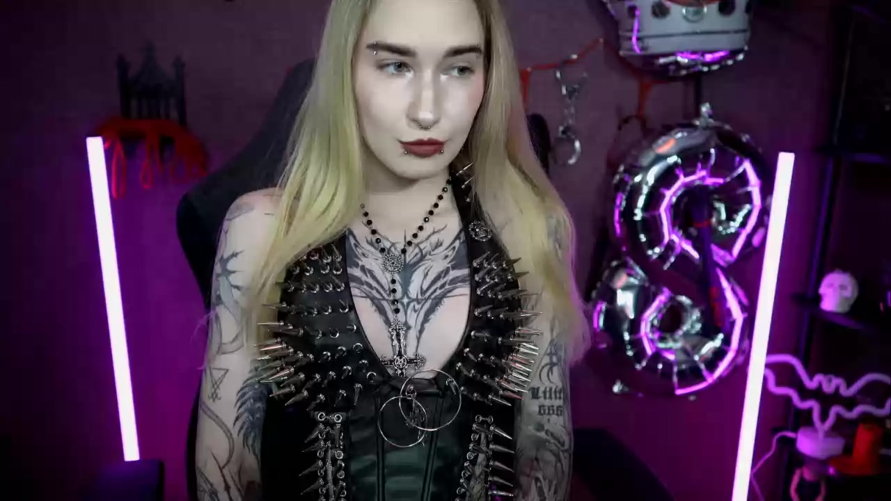 Model - Amy Goth fetish