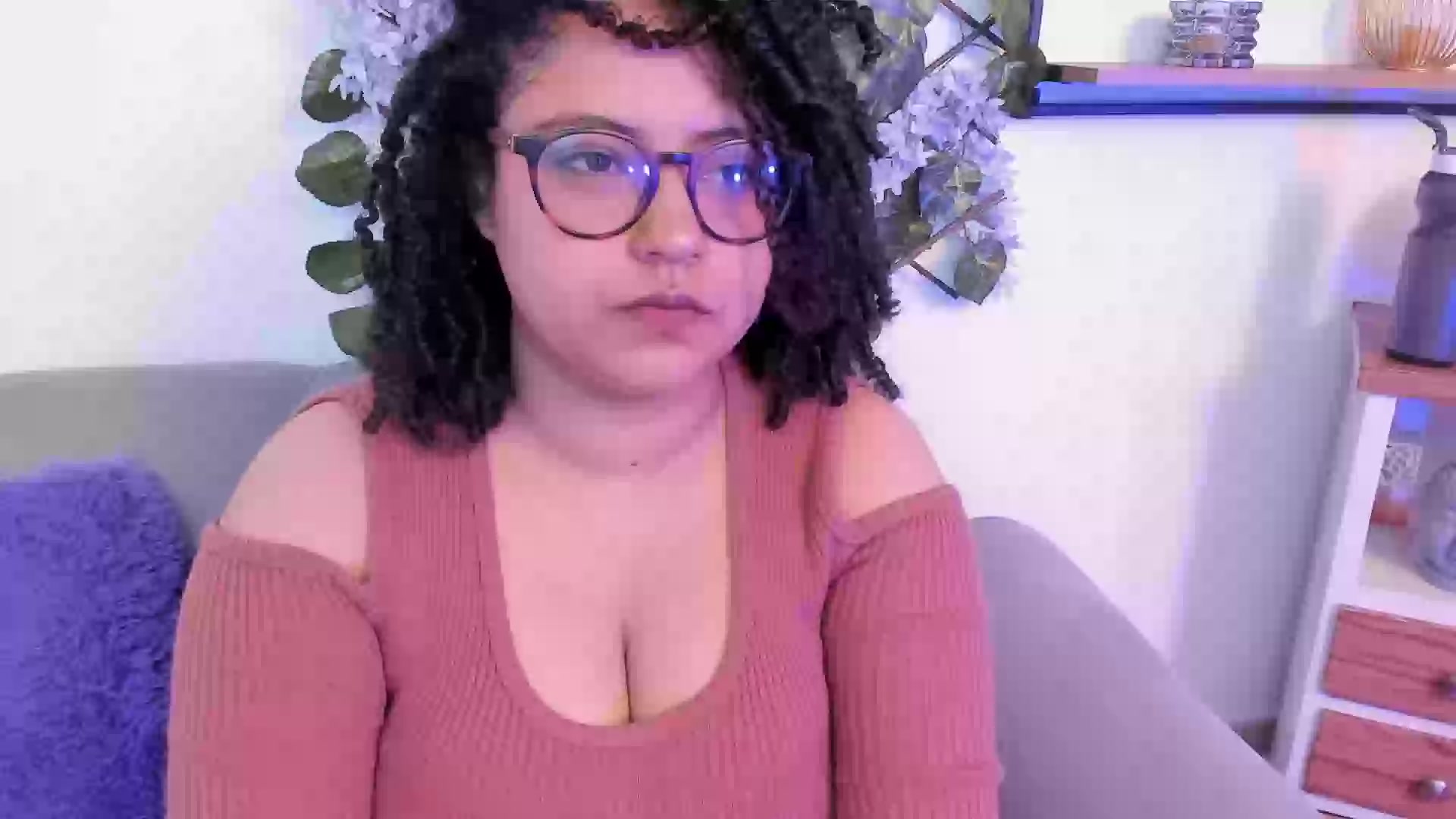 Model - NoaVega bigtits