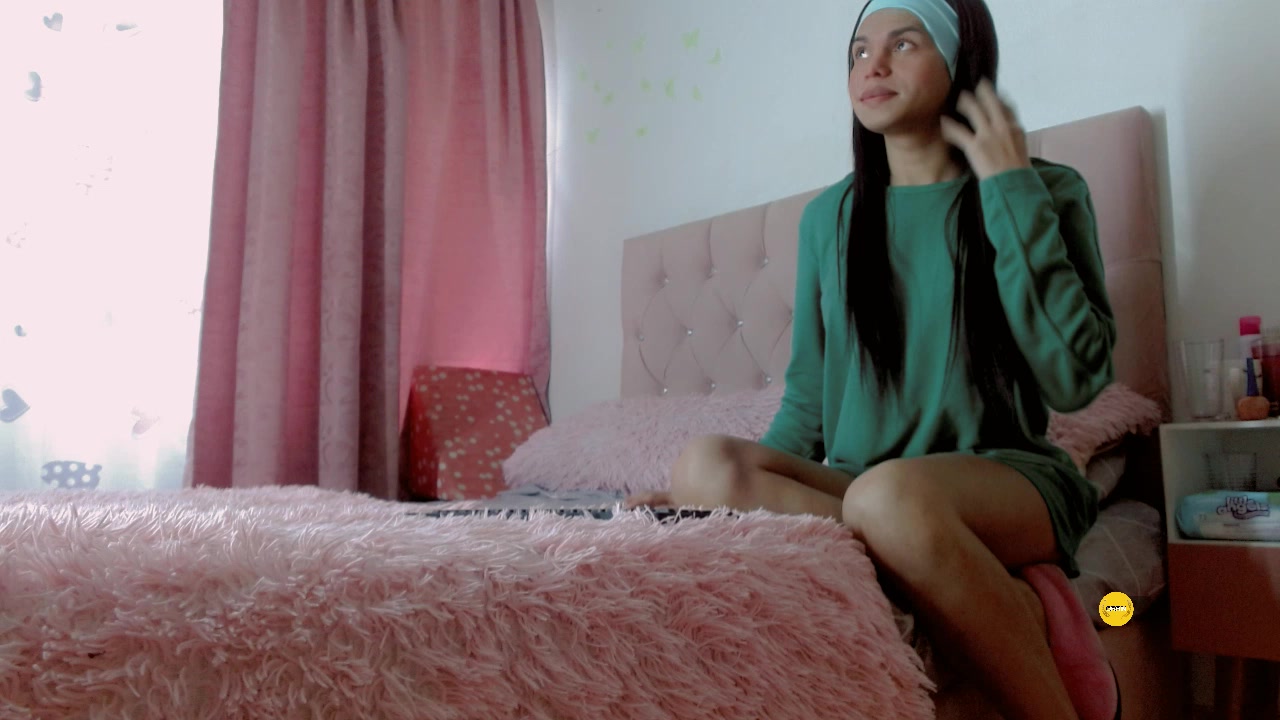 Model - DalylaTS boobs