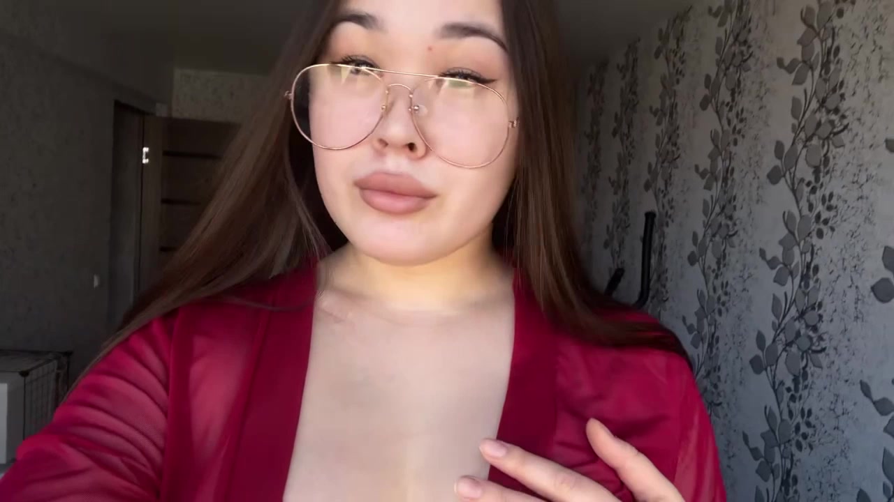 Model - Mina bigtits