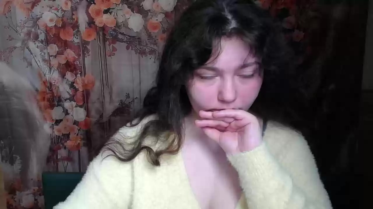 Model - NeonilaLisova bigboobs