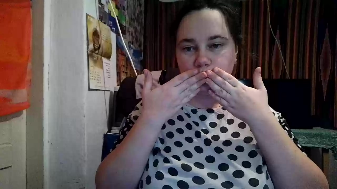 Model - Cora_Maro ass