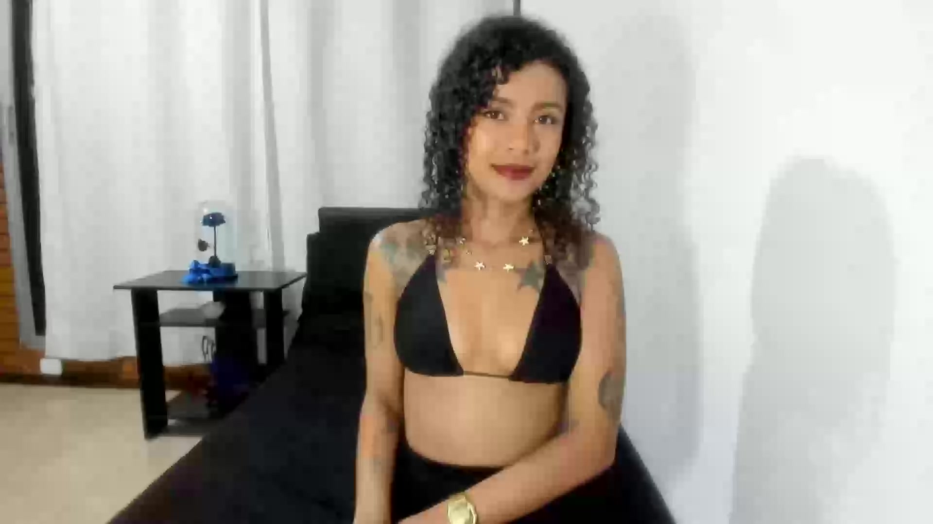 Model - MysticBrunette blowjob