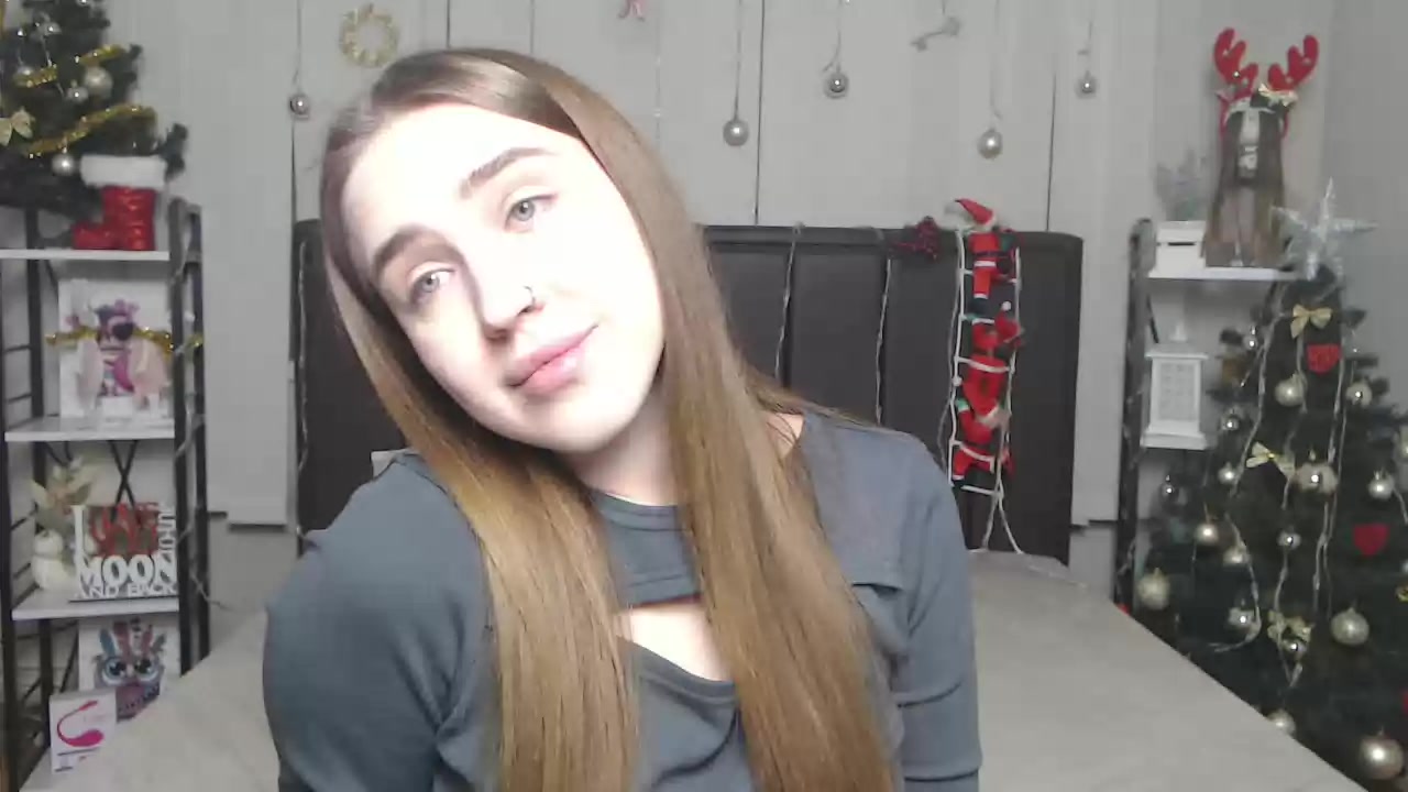 Model - LauraHlot tattoo