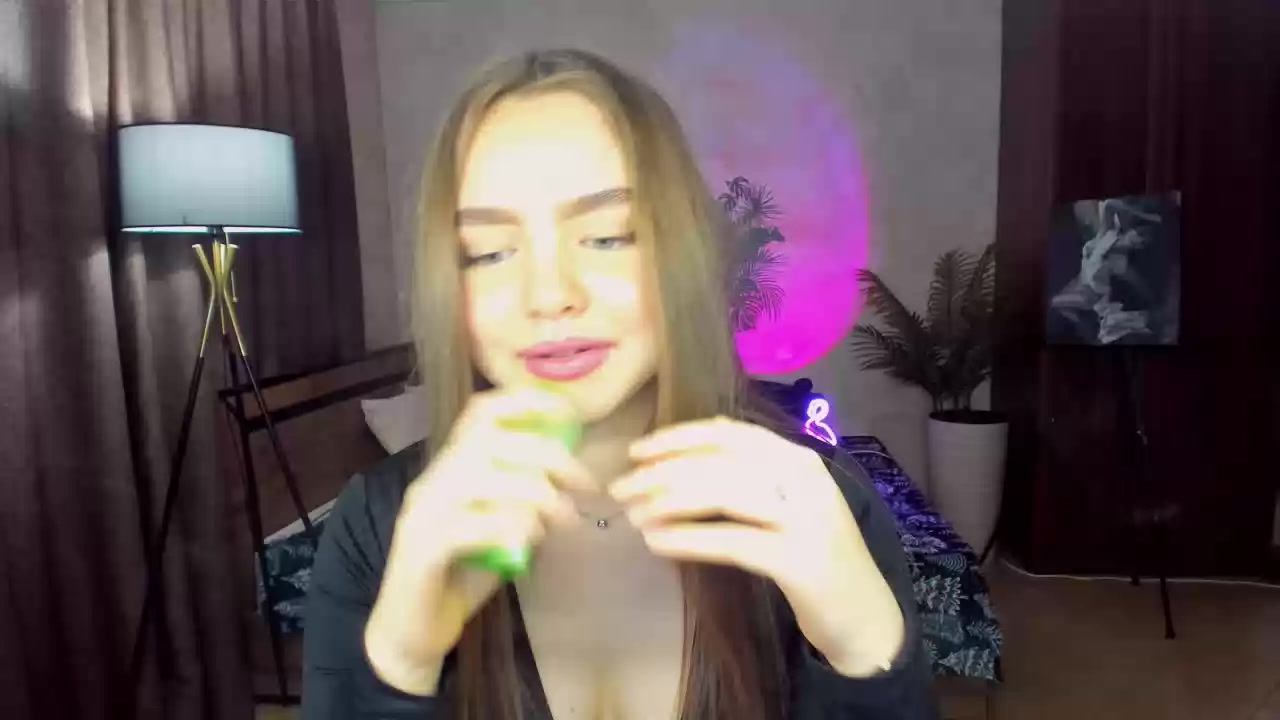 Model - MiaOliver ass