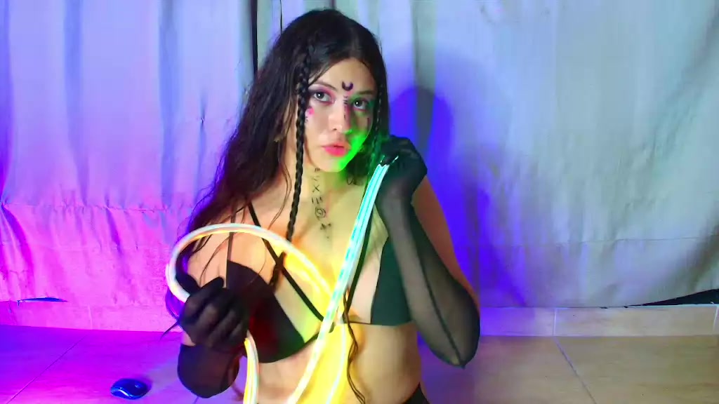 Esme squirt Model - Esme squirt