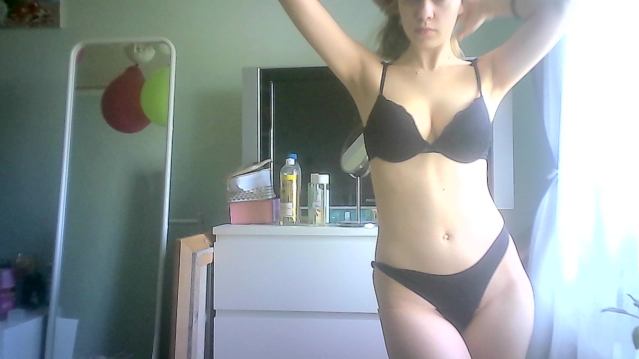 Model - Juicy Kitty anal