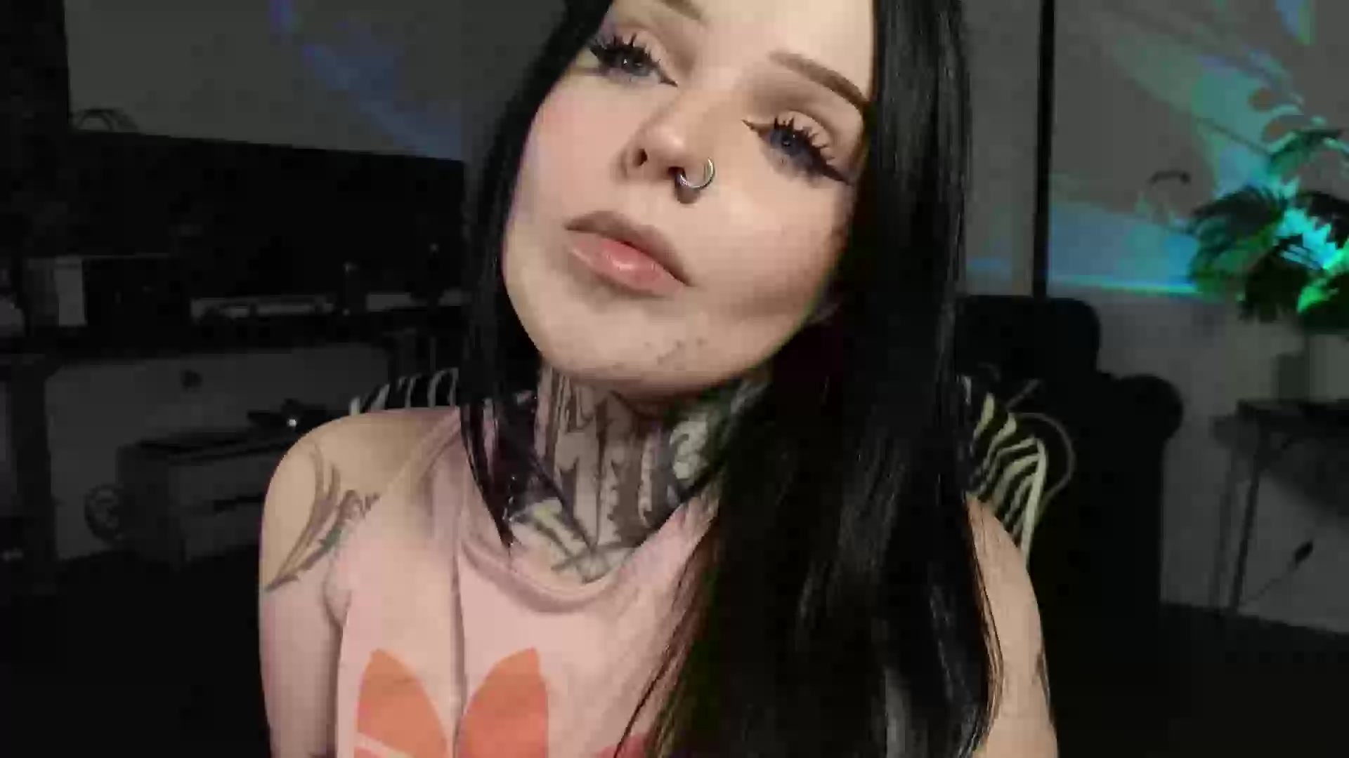 Model - ATOMIC KETCHUP deepthroat