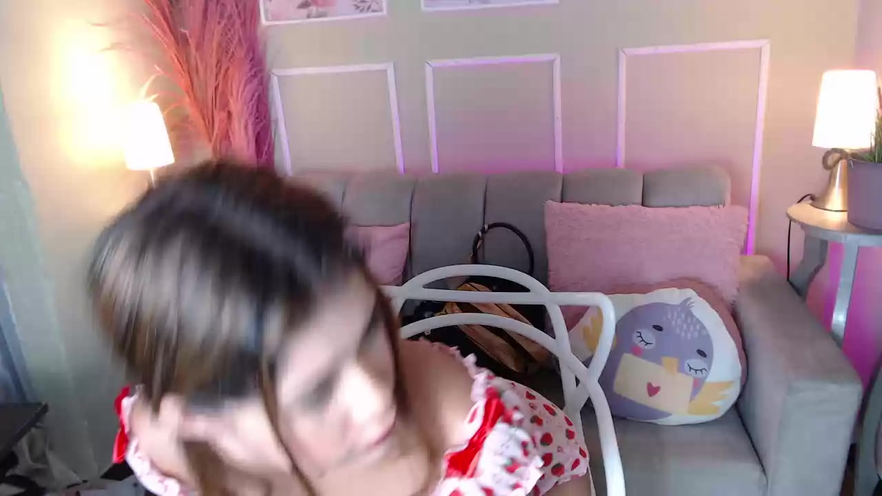 Model - DANI deepthroat