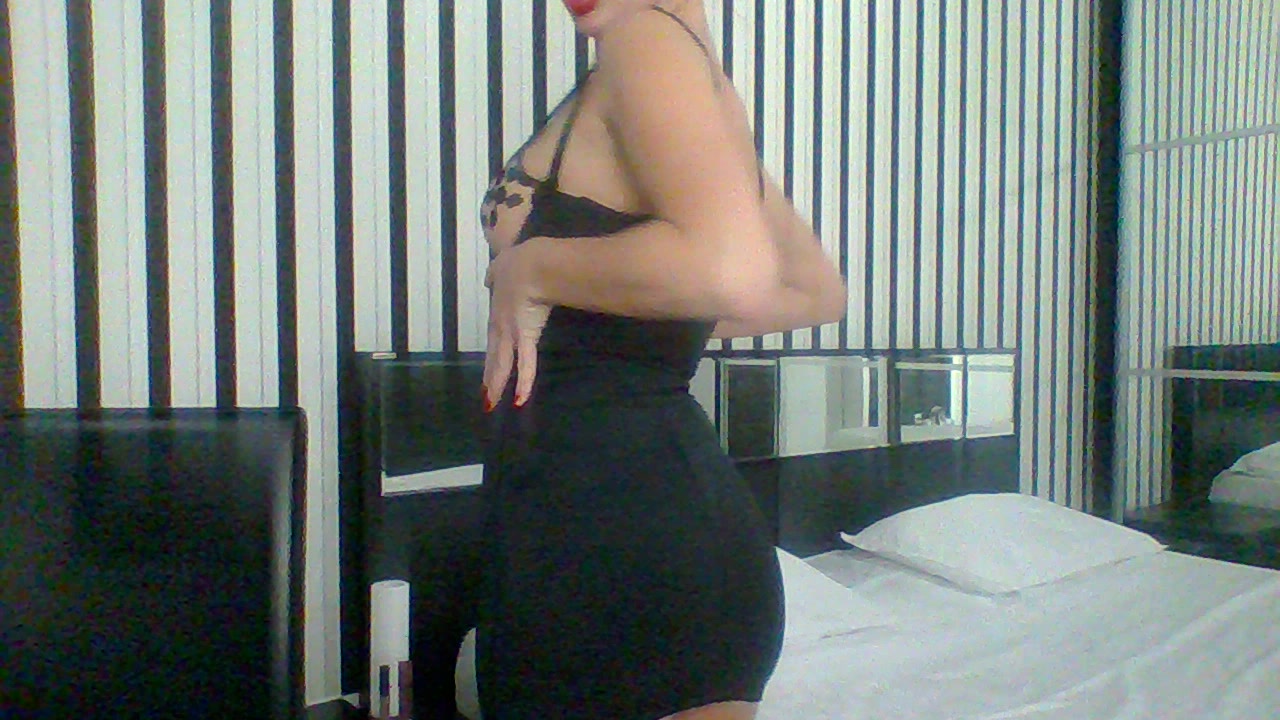 Model - AmyJill bigboobs