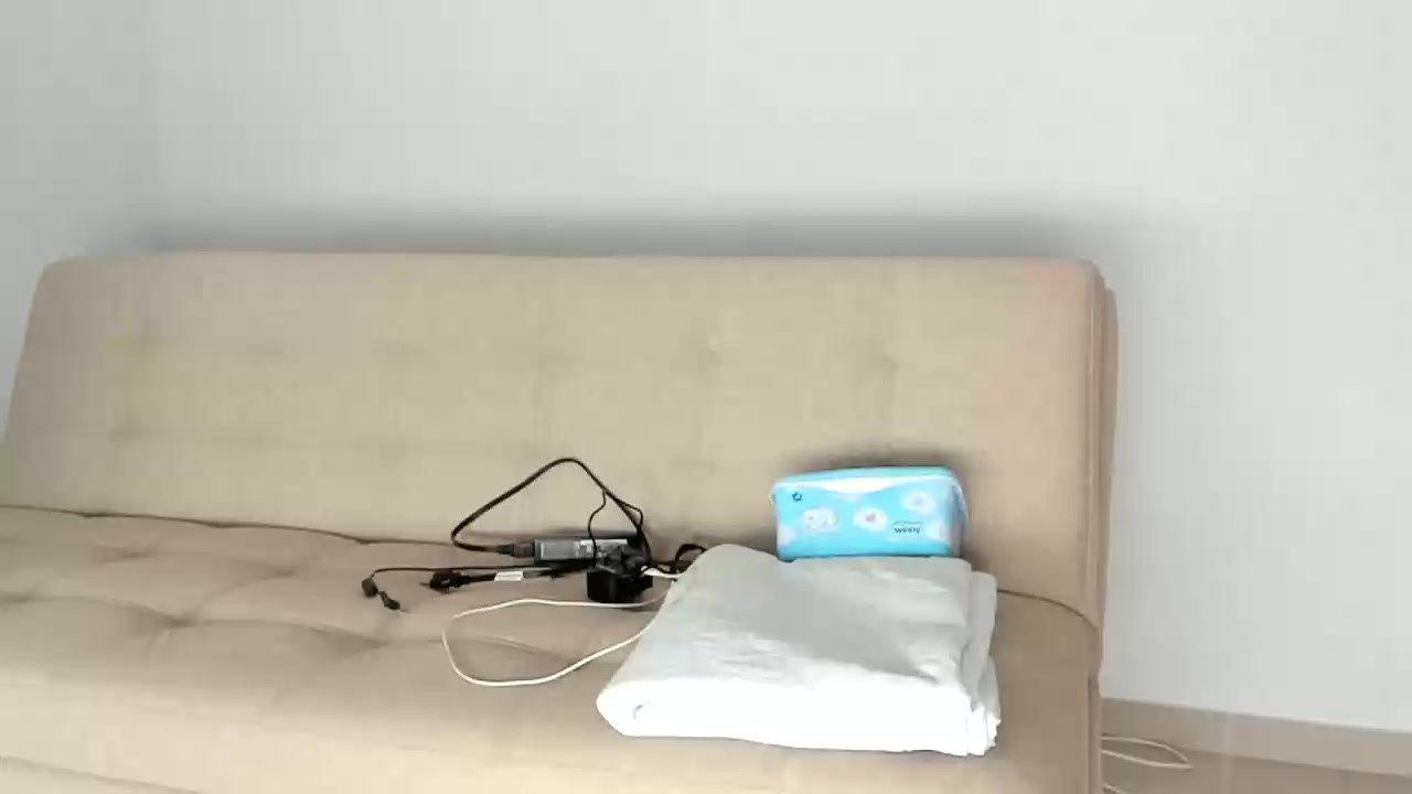 Model - Sara Archbould anal