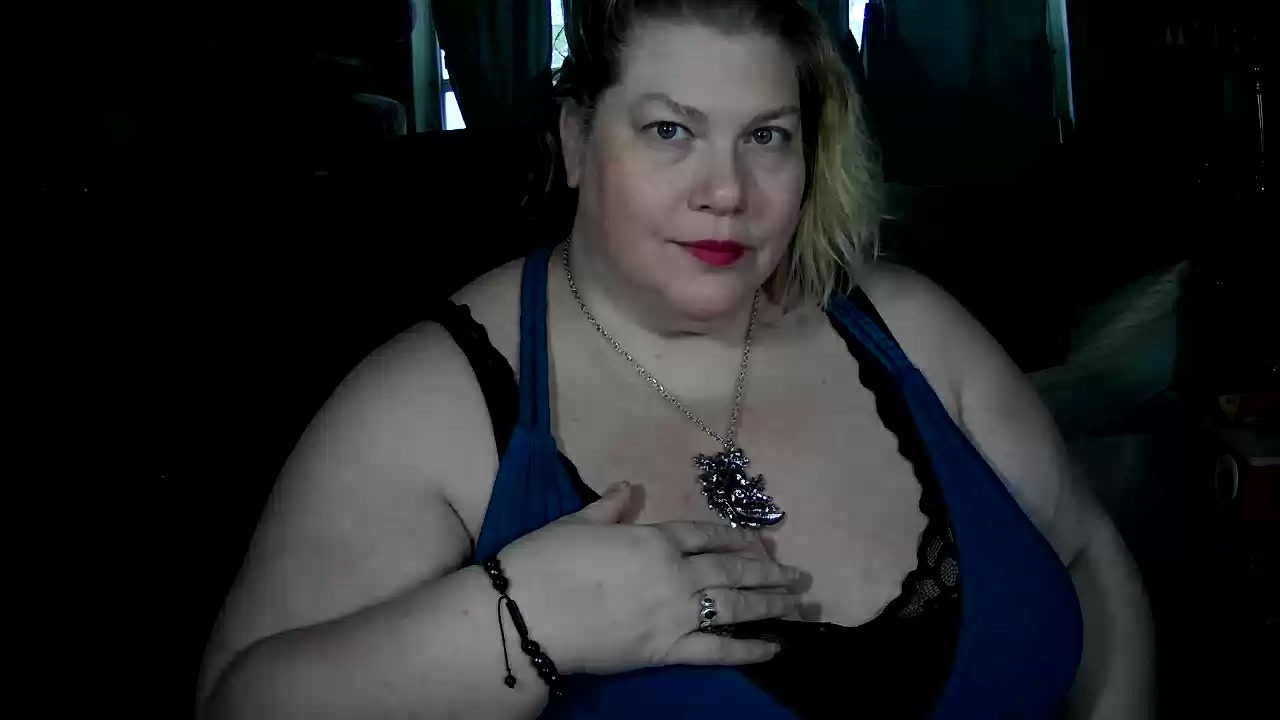 Model - MistressKalah dominatrix