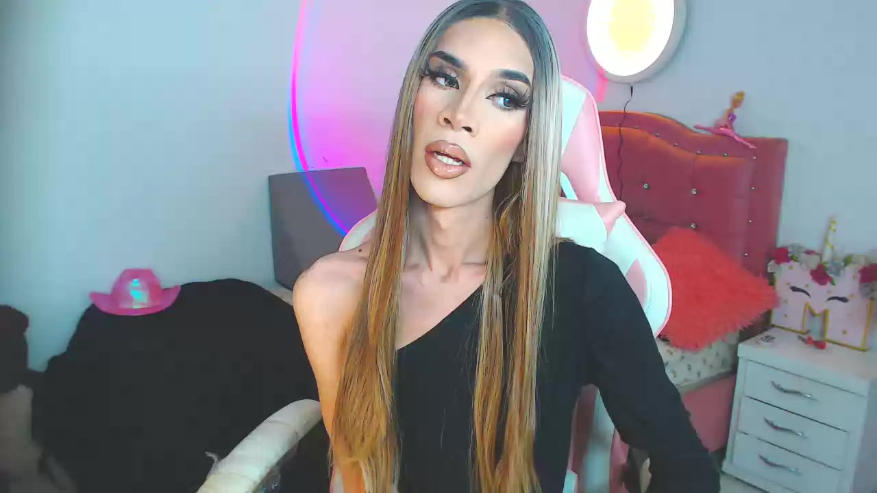 Model - Camila dirtytalk