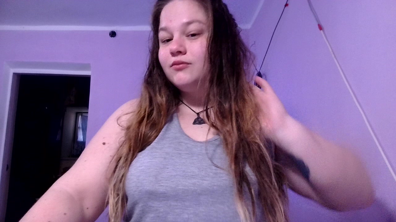 Model - milayoulove striptease