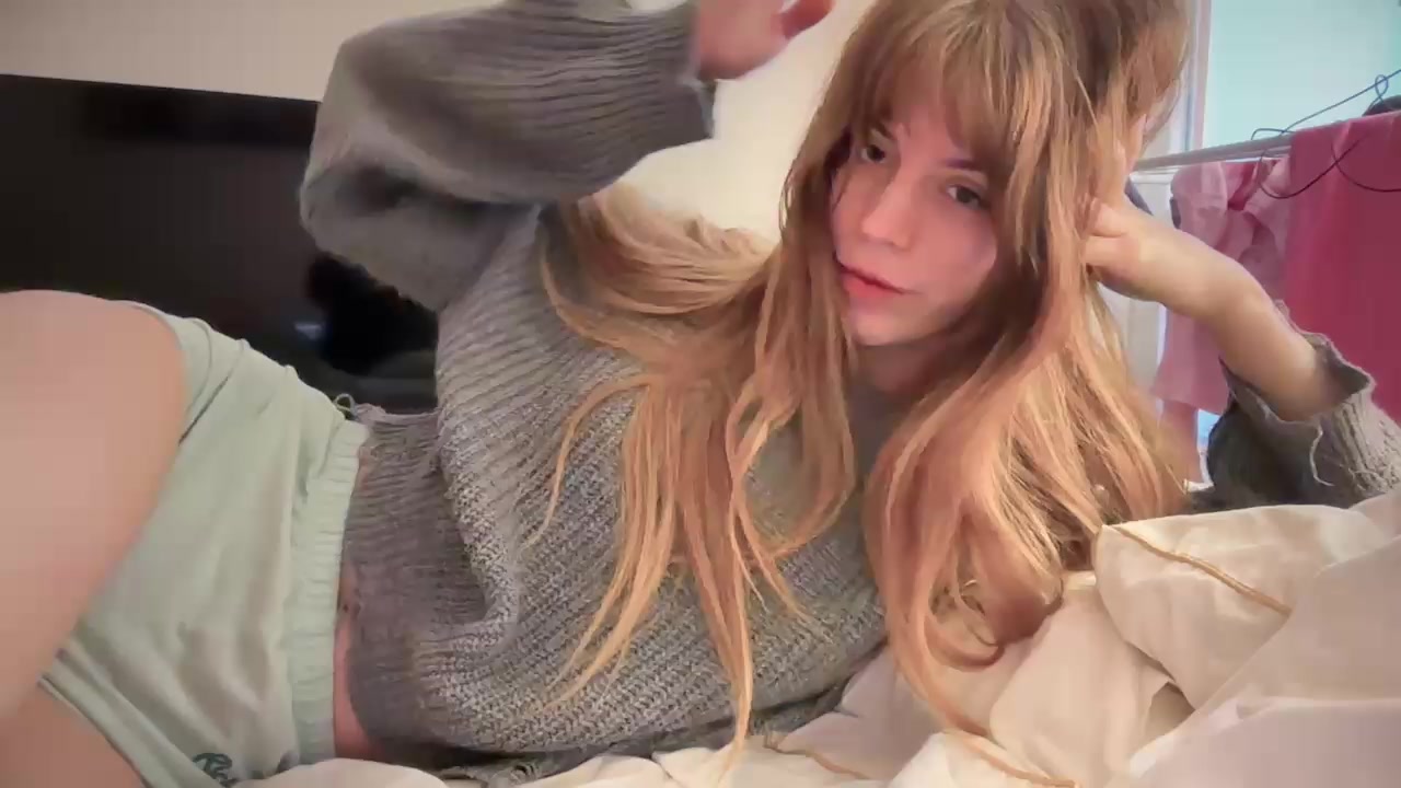 Model - Cassie Messie sexy