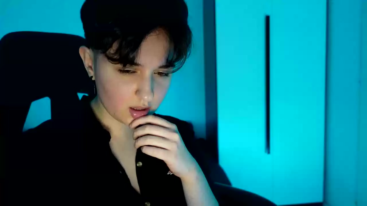 Model - DomAresNoir roleplay