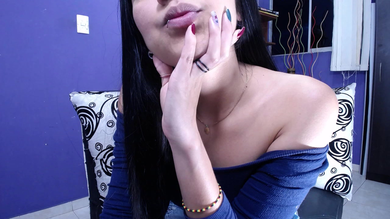 Model - Mia N shana anal