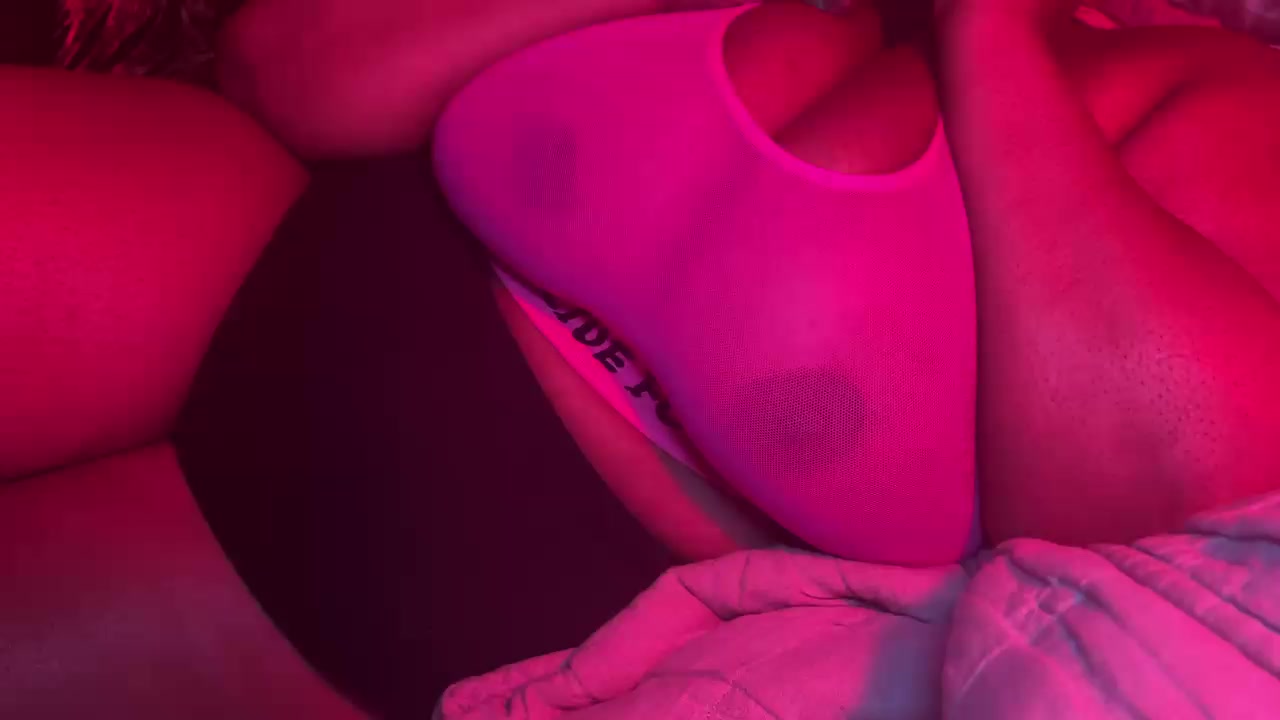 Model - Diorsia boobs