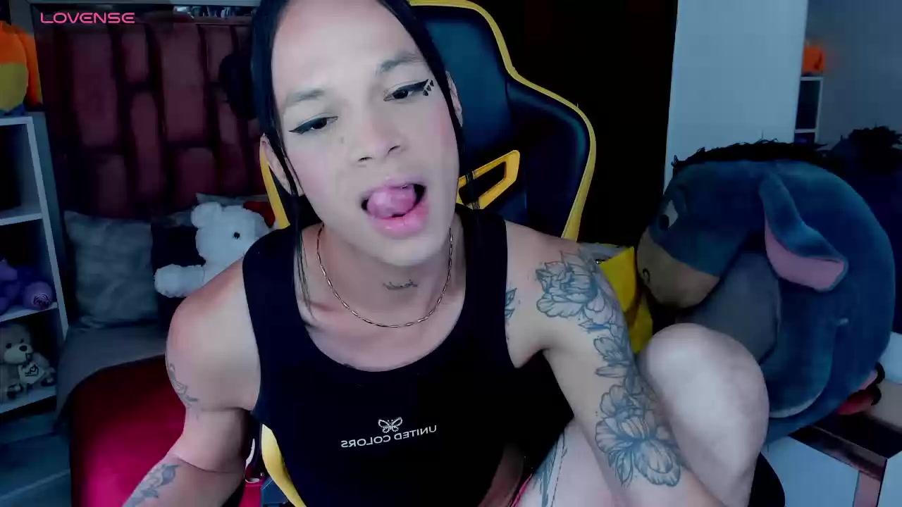 Model - Lili G doggy