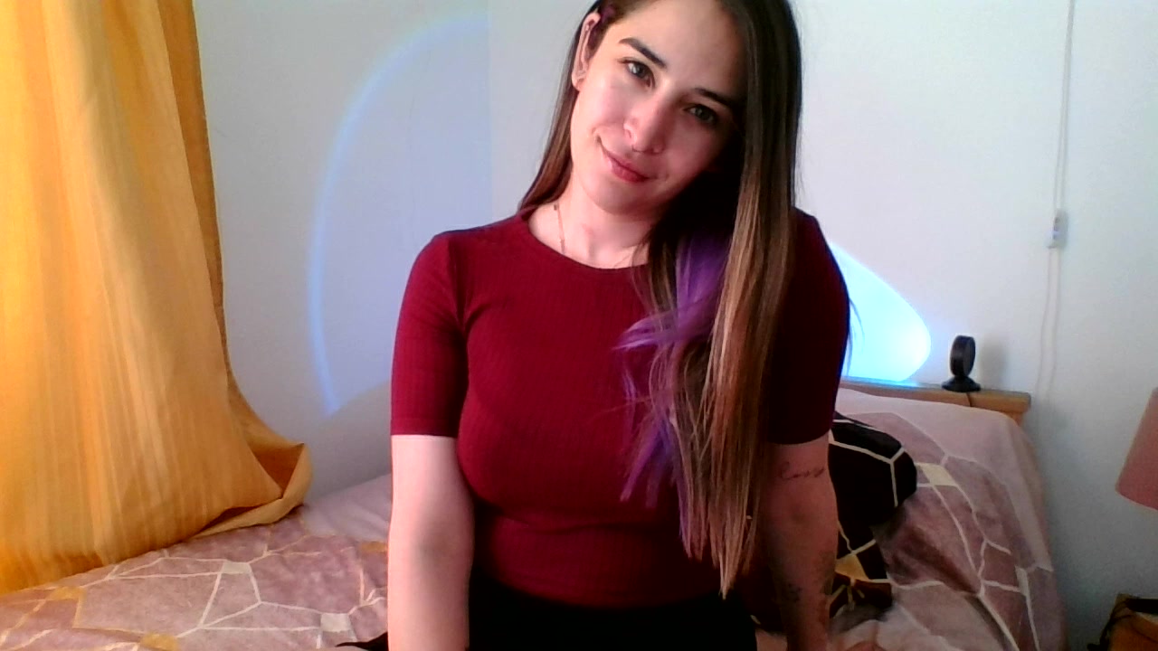 Model - MagnoliaJoy friendly