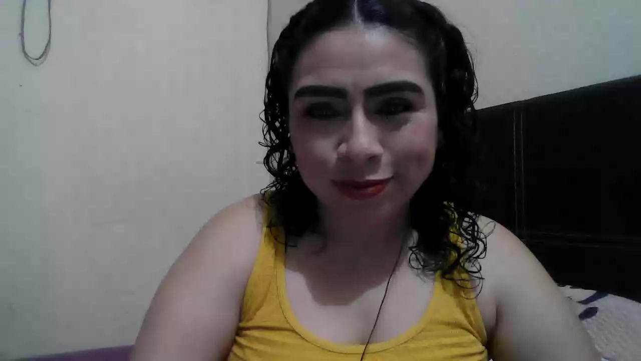 Model - DalilahMx greeneyes