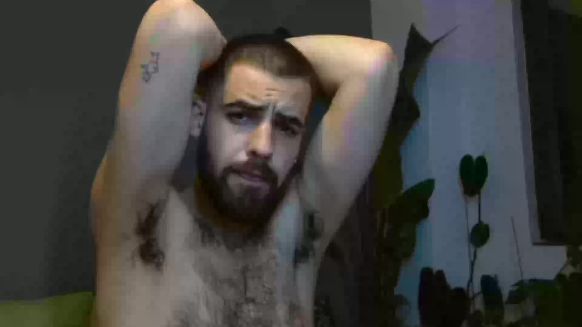 Model - ROB BLACKWOOD hairy