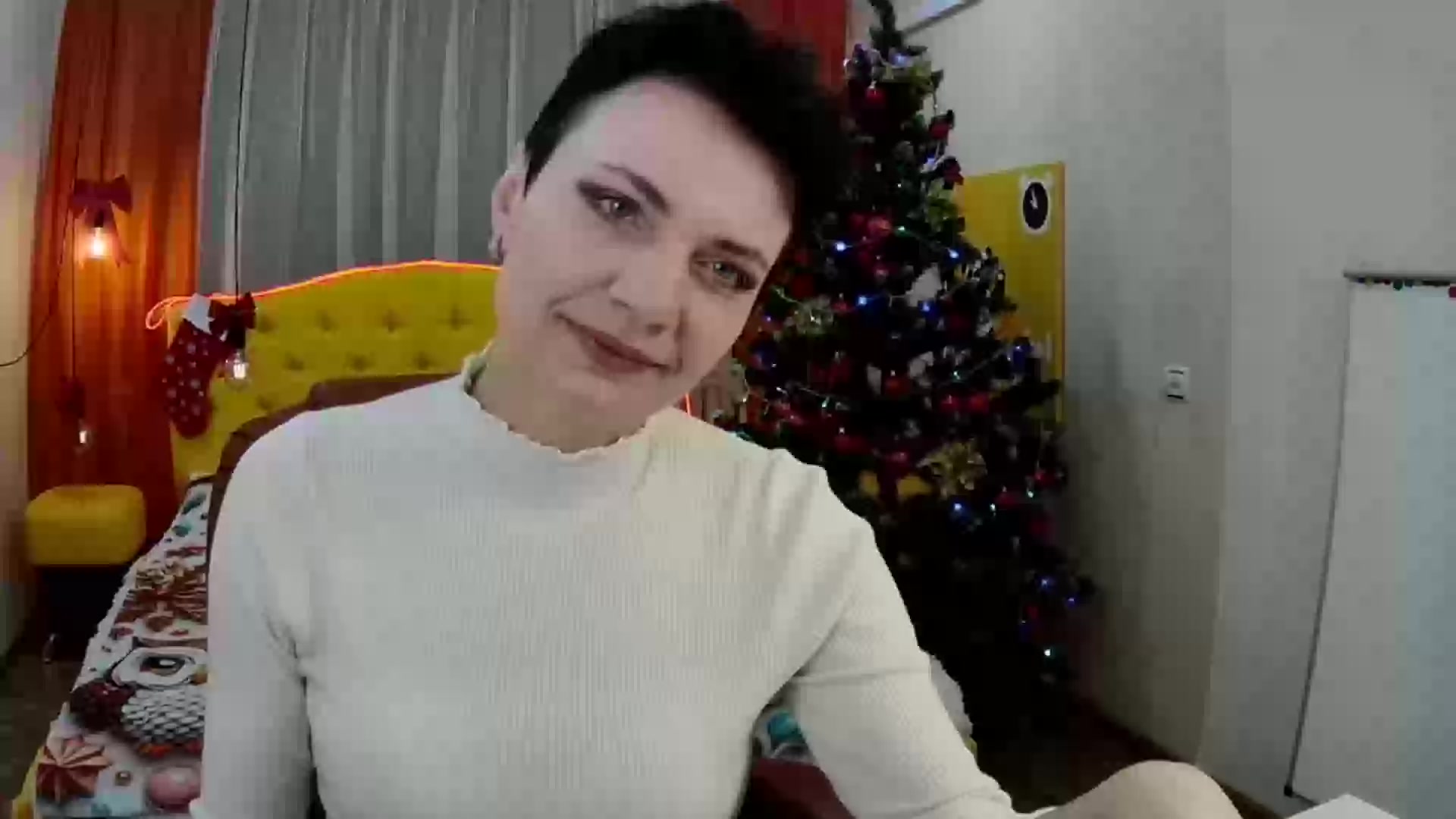 Model - AvaSaturnian bigtits