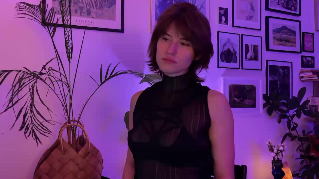 Model - Mistress Elviti joi