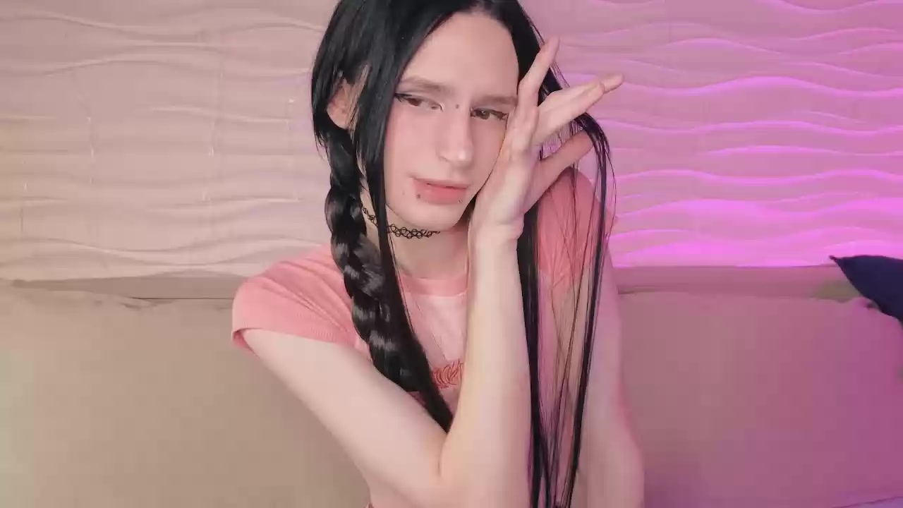 Model - Madison bigcock