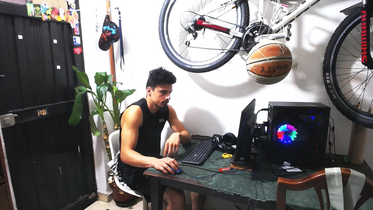 Model - Cristo Max 69 Bigdick