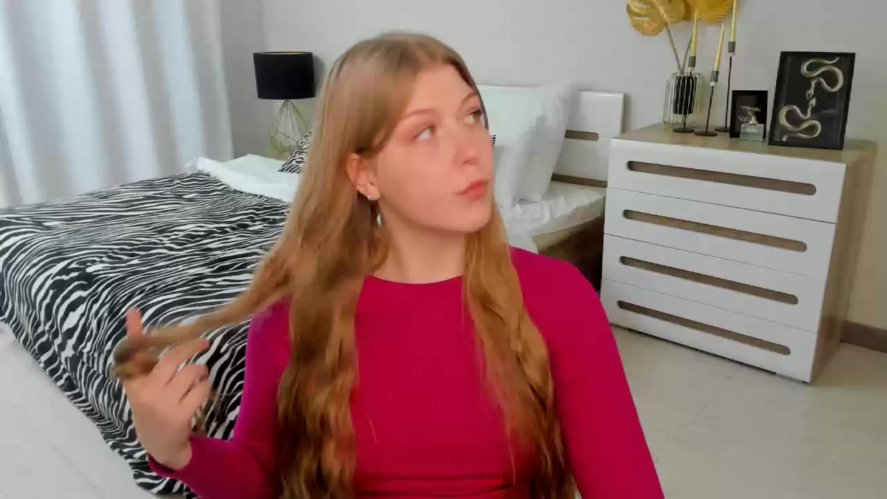 Model - MiaFlower blowjob