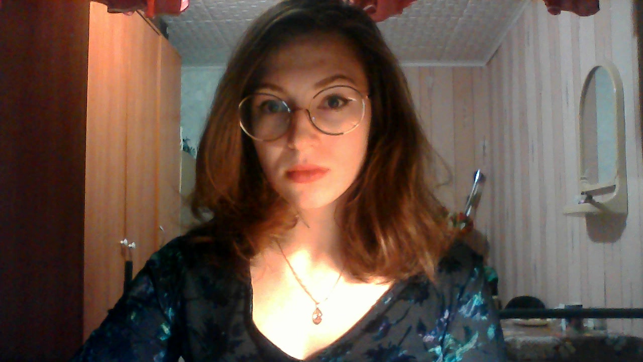 Model - KateTigress deepthroat